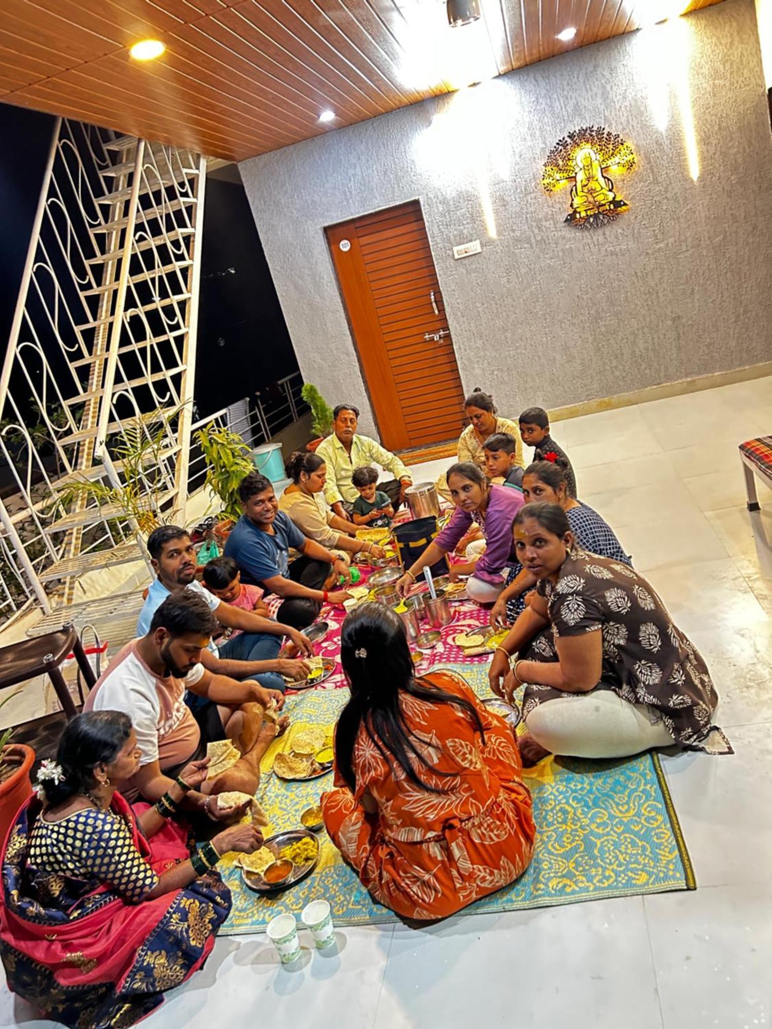 Vatavriksha Guest House,Akkalkot Akalkot Esterno foto